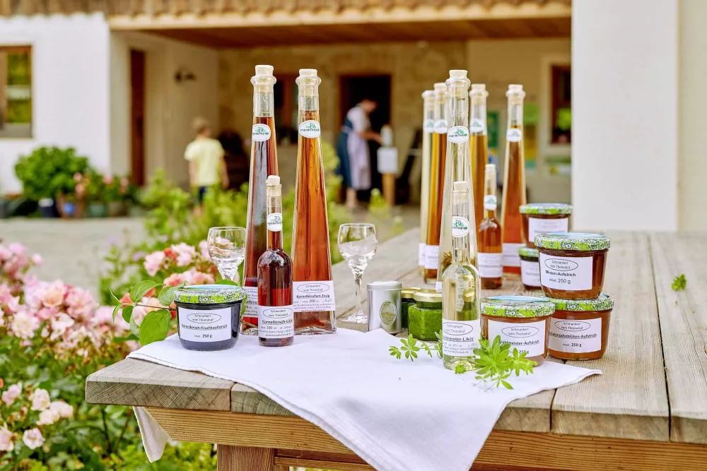 Regionale Spezialitäten und hausgemachte Schmankerl