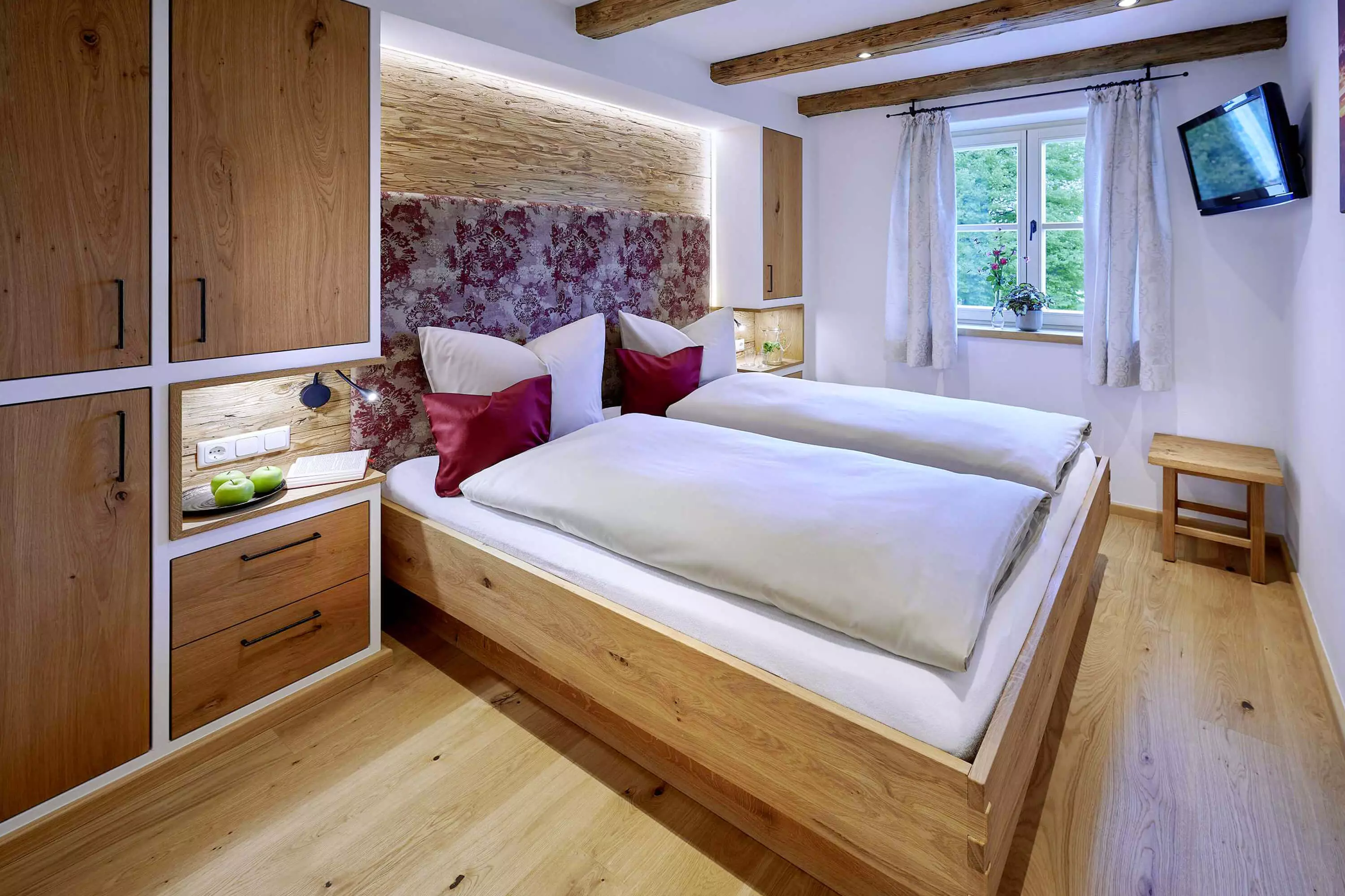 Elternschlafzimmer Ferienwohnung Tenne