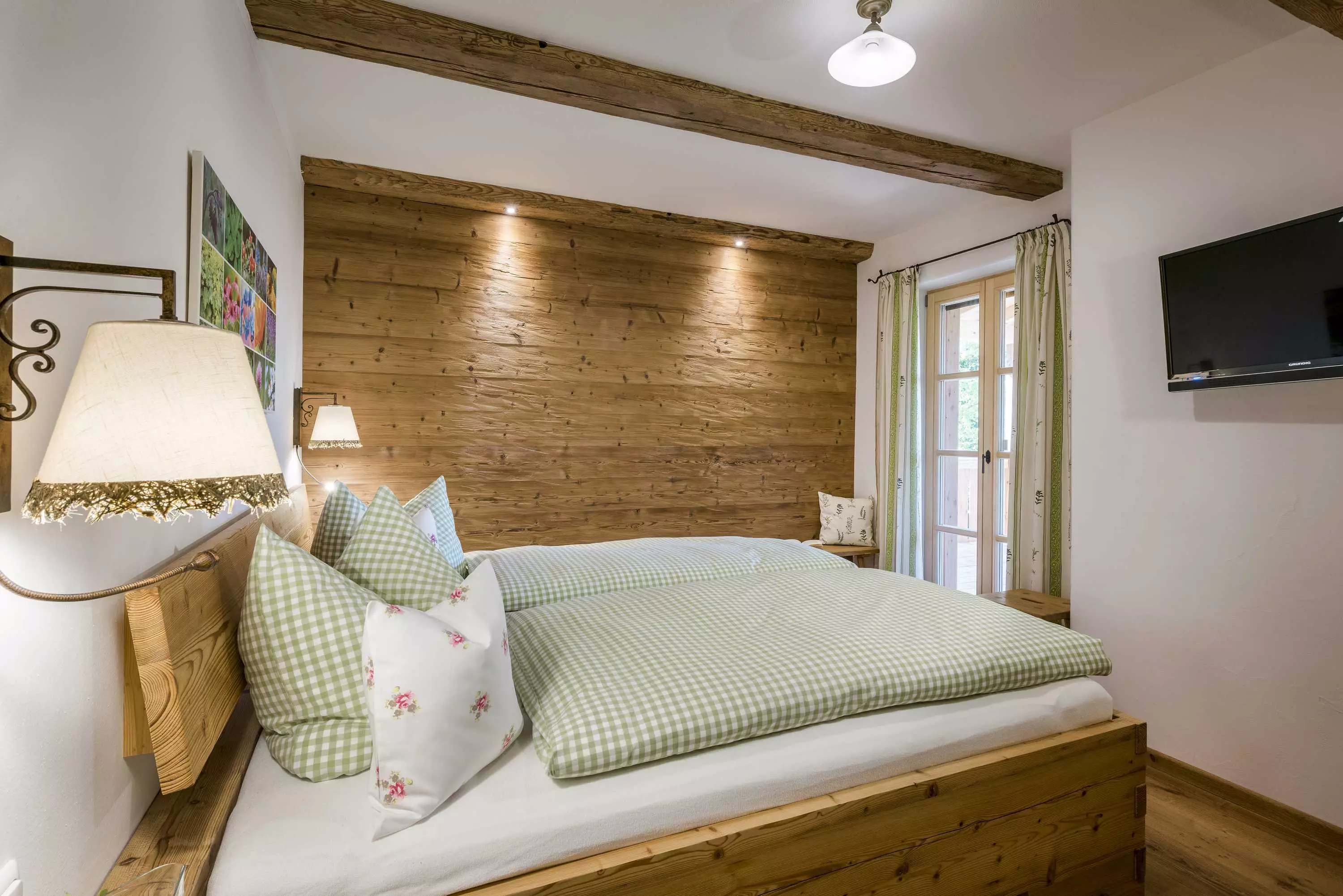 Farben und Stoffe zum Wohlfühlen am Thomahof