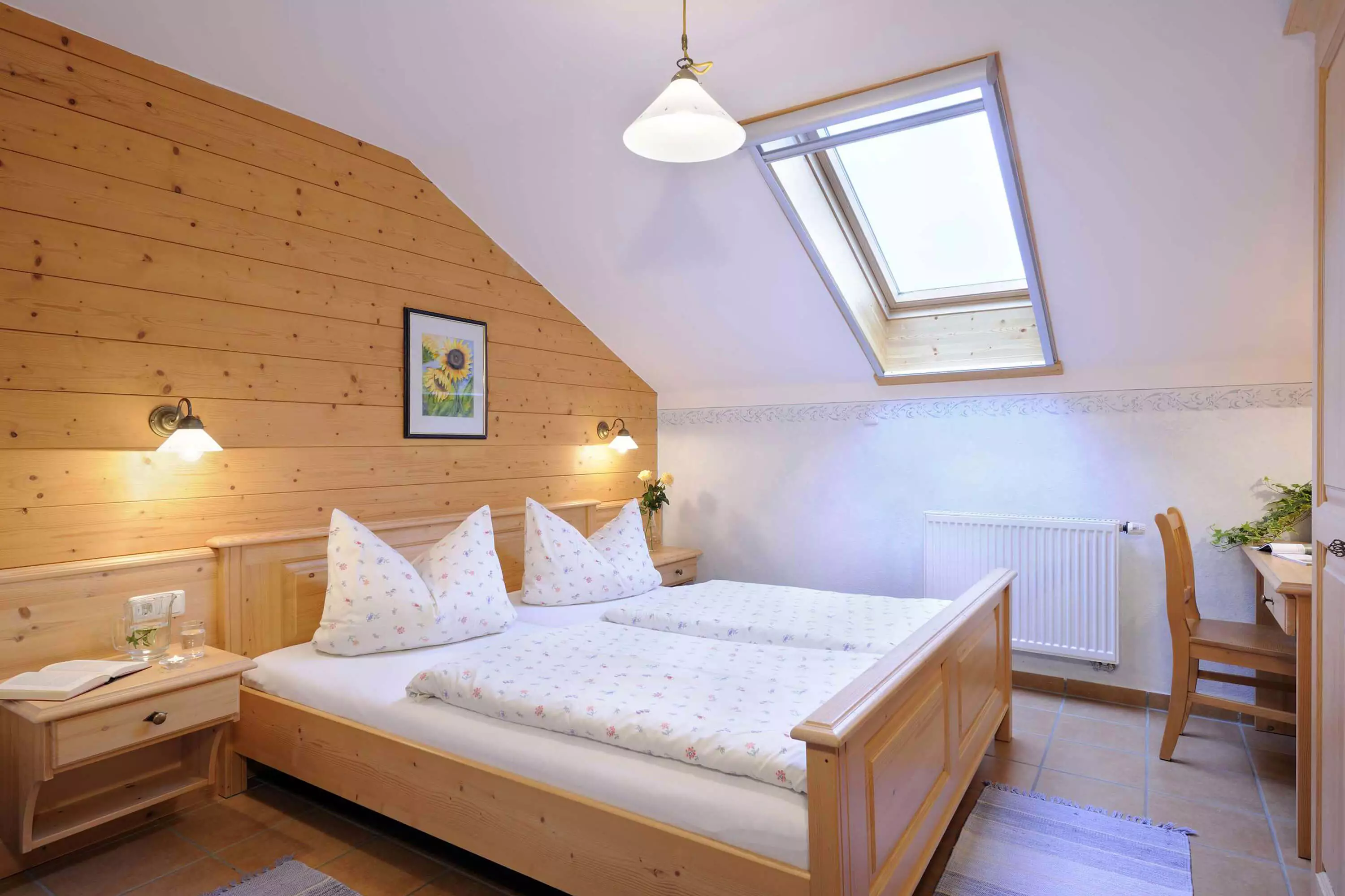 Elternschlafzimmer FeWo Morgensonne am Thomahof in Fridolfing