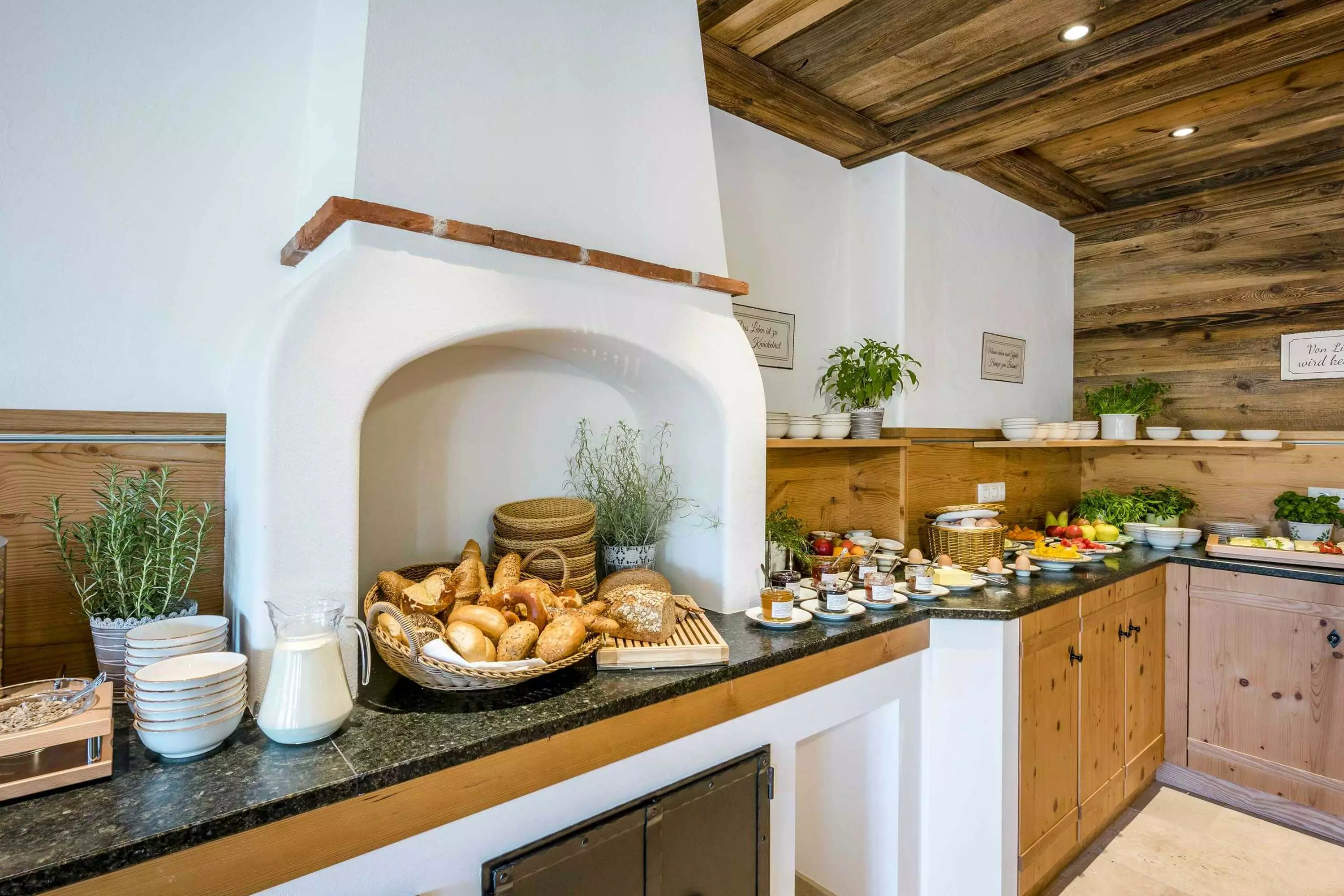 Bauernhofurlaub 5-Sterne-Ferienwohnungen mit Frühstücksbuffet Thomahof Fridolfing